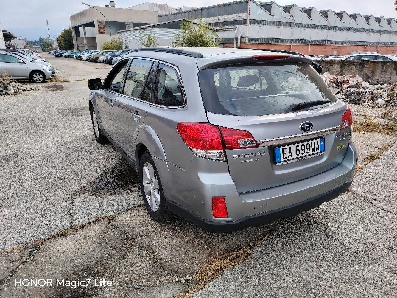 Subaru Outback 2010 photo 4