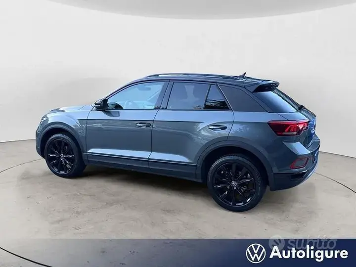 Volkswagen T-Roc 2023 photo 3