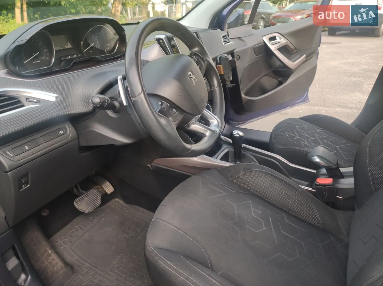 Peugeot 2008 2014 photo 5