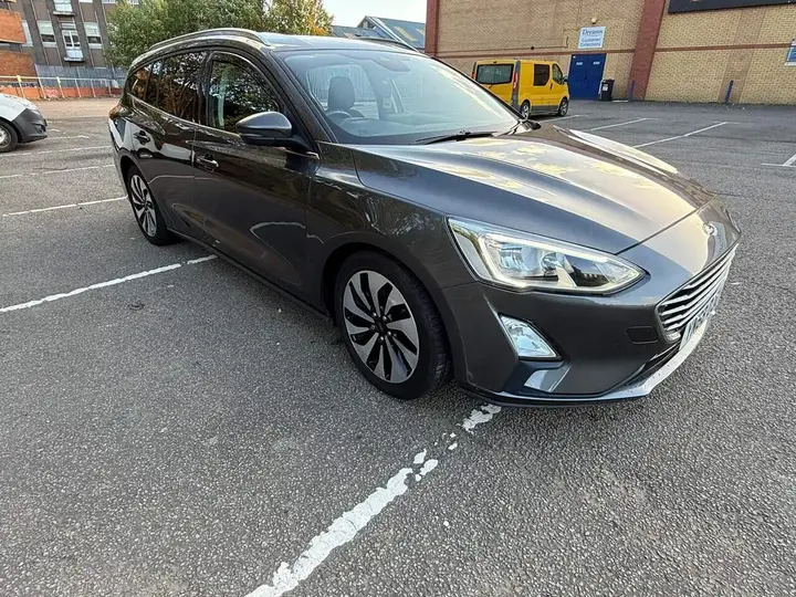 Ford Focus 2018 photo 4