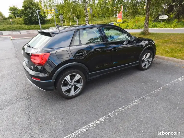 Audi Q2 2017 photo 2