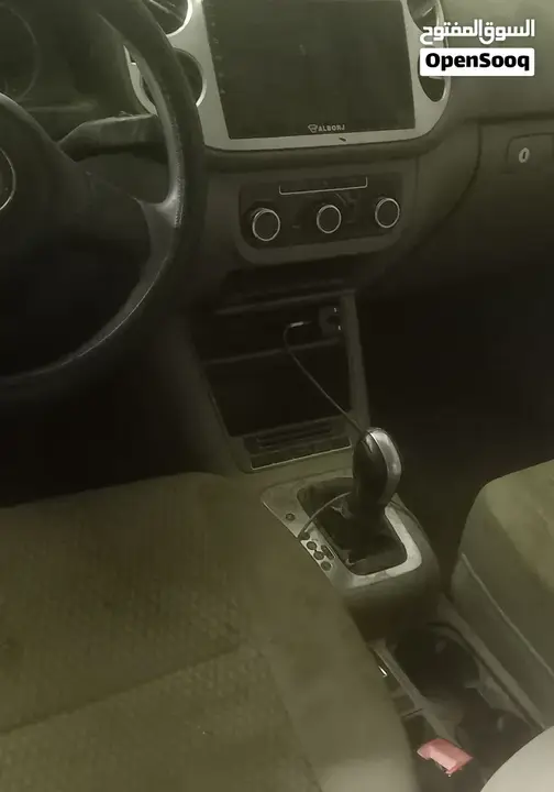 Volkswagen Tiguan 2011 photo 2