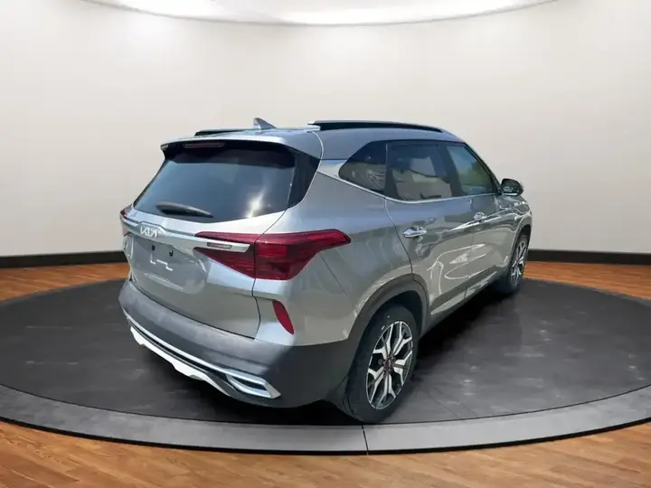 Kia Seltos 2023 photo 5