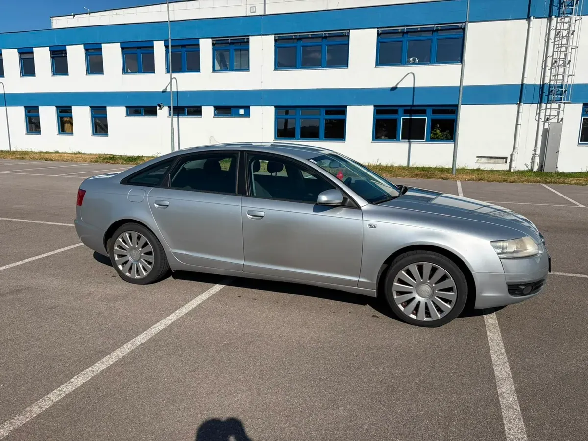 Audi A6 2005 photo 2