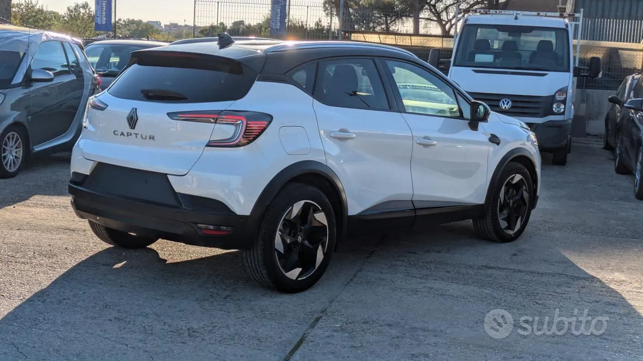 Renault Captur 2025 photo 2