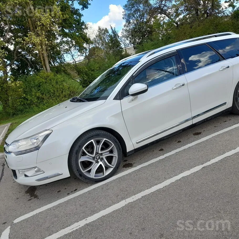 Citroen C5 2013 photo 2