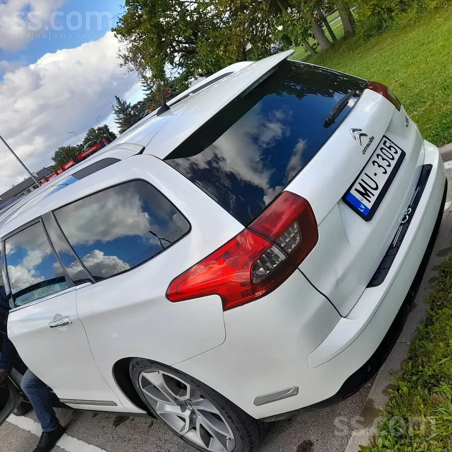 Citroen C5 2013 photo 4