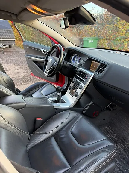 Volvo V60 2012 photo 4
