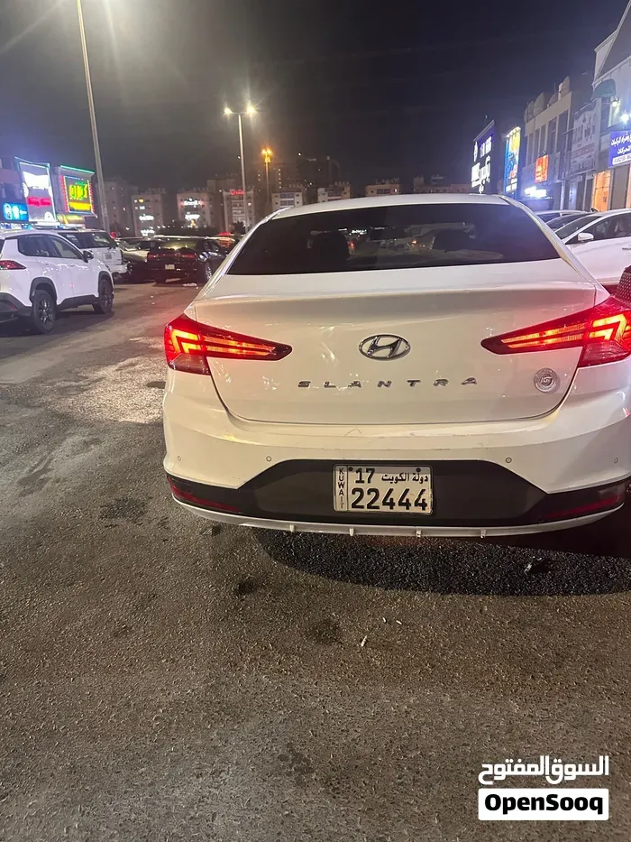 Hyundai Elantra 2019 photo 5