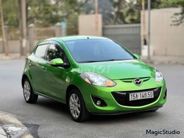 Mazda 2 2012 photo 5