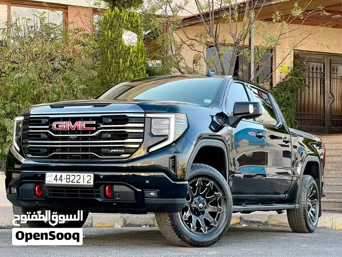 GMC Sierra 2023 photo 2