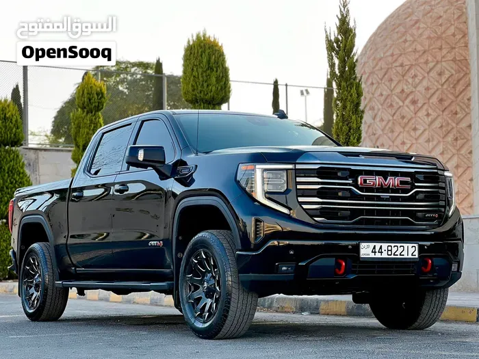 GMC Sierra