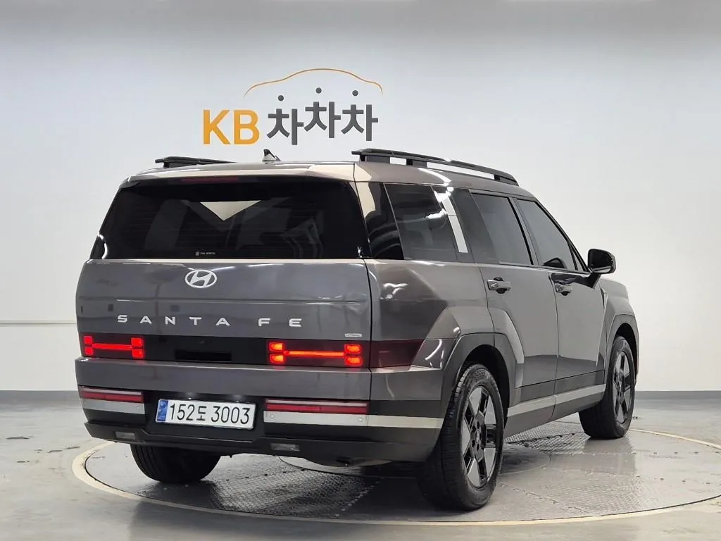 Hyundai Santa Fe 2024 photo 3