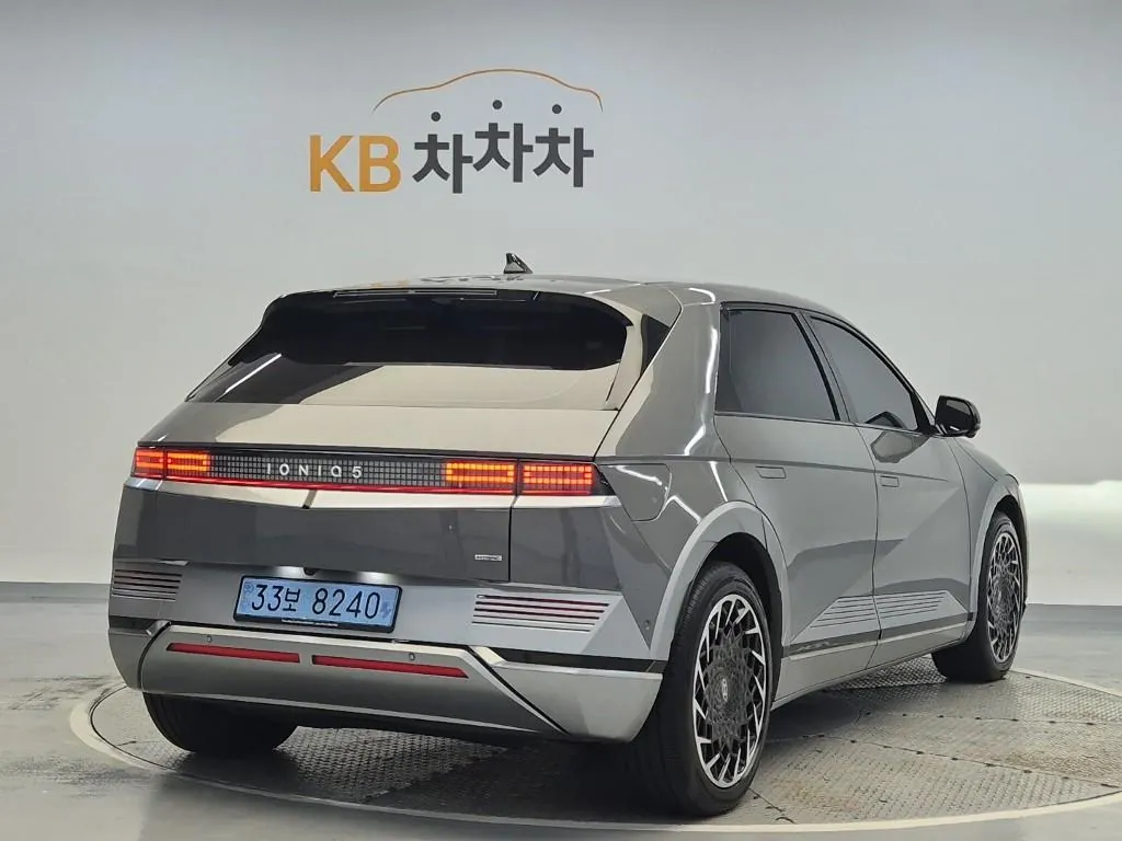 Hyundai Ioniq 5 2023 photo 3