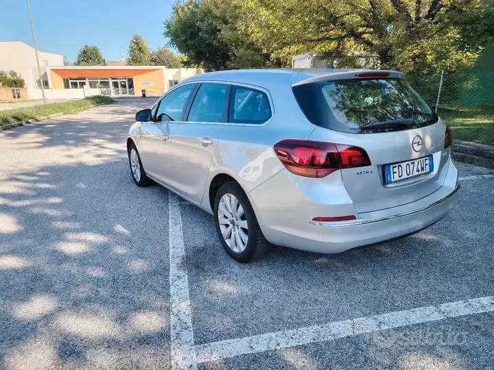 Opel Astra 2016 photo 3