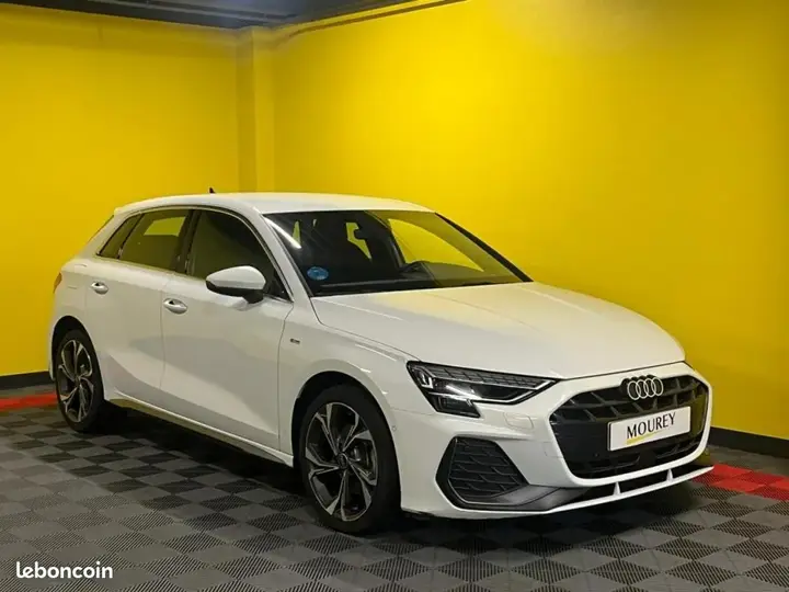 Audi A3 2025 photo 2