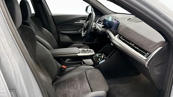 BMW Ix2 2026 photo 3