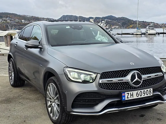 Mercedes-Benz Glc300 E 2021 photo 2