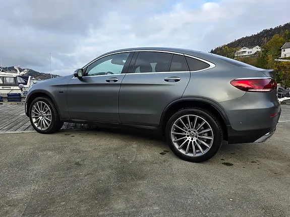 Mercedes-Benz Glc300 E