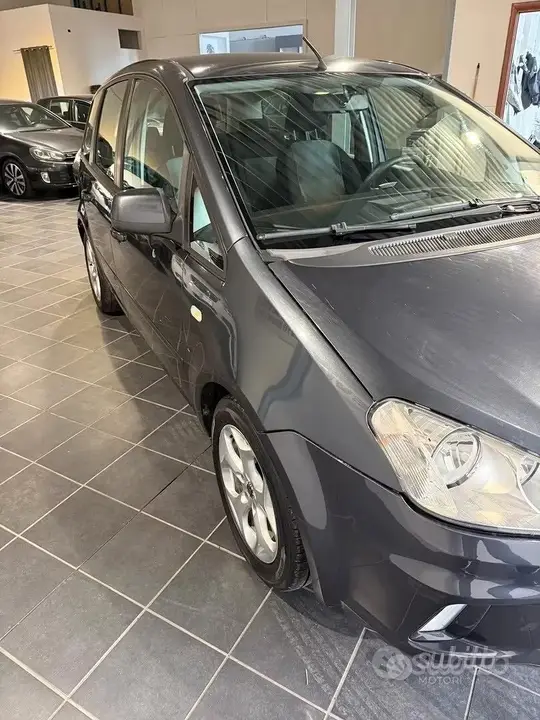 Ford C-Max 2010 photo 3