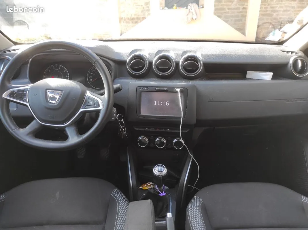 Dacia Duster 2018 photo 2