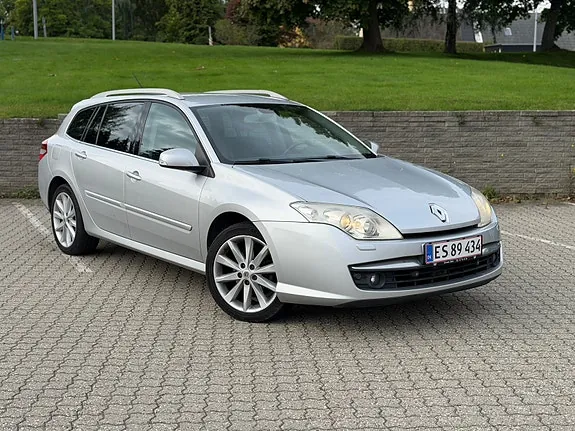 Renault Laguna 2009 photo 2