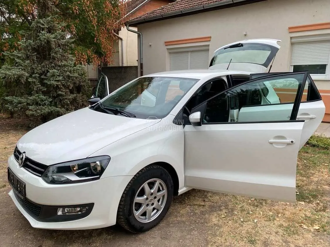 Volkswagen Polo 2013 photo 2