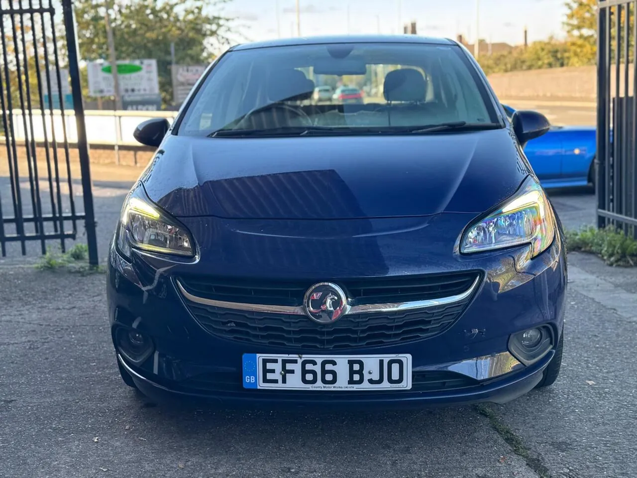 Vauxhall Corsa 2016 photo 2