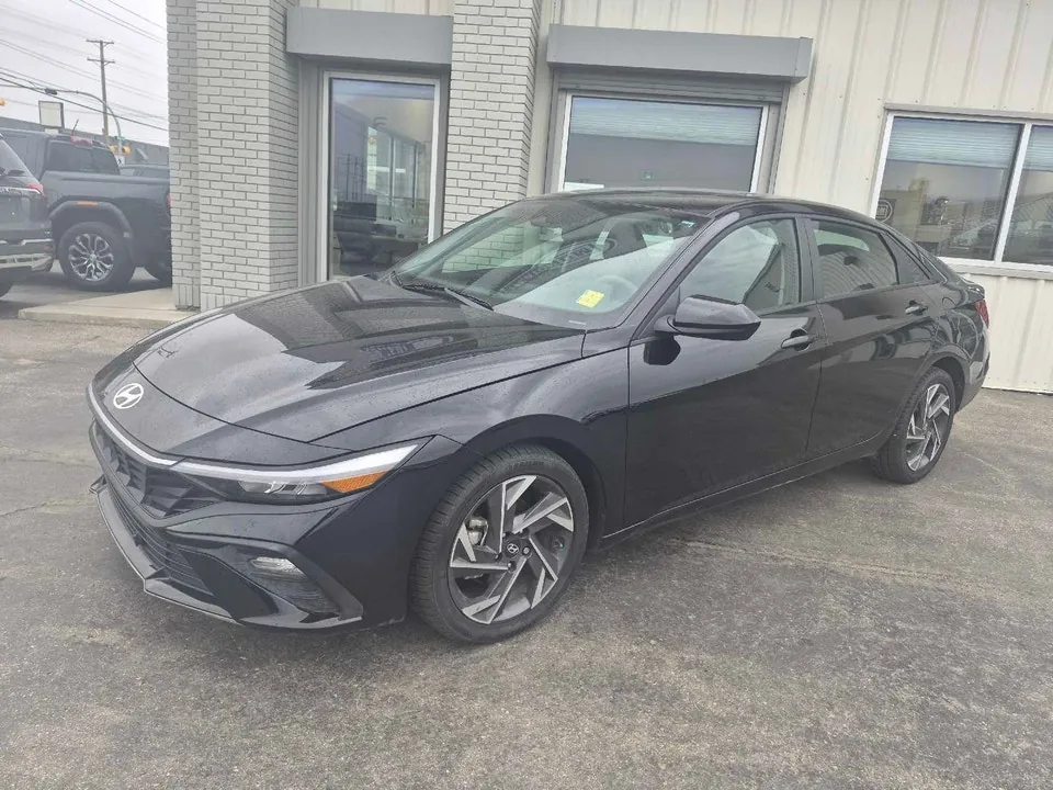 Hyundai Elantra 2024 photo 2
