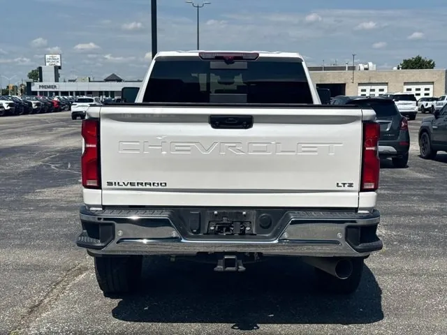 Chevrolet Silverado 2500Hd 2024 photo 5