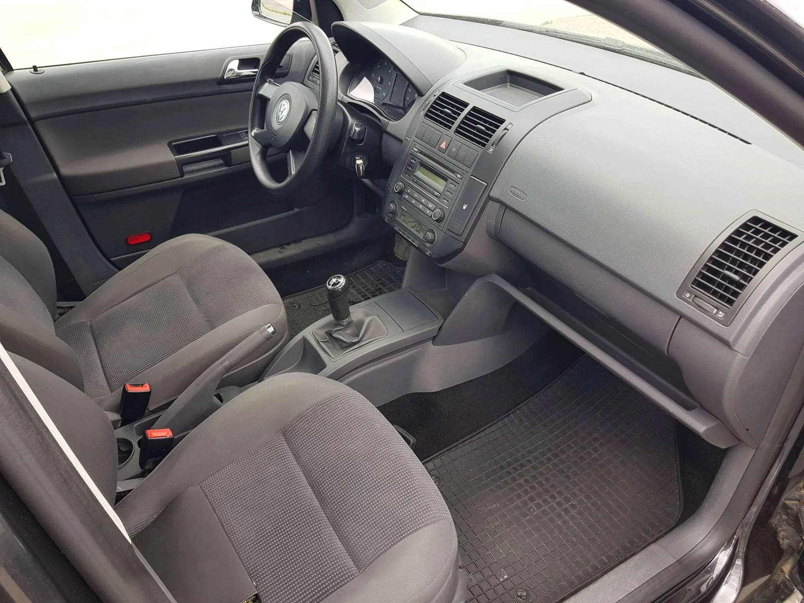 Volkswagen Polo 2007 photo 3