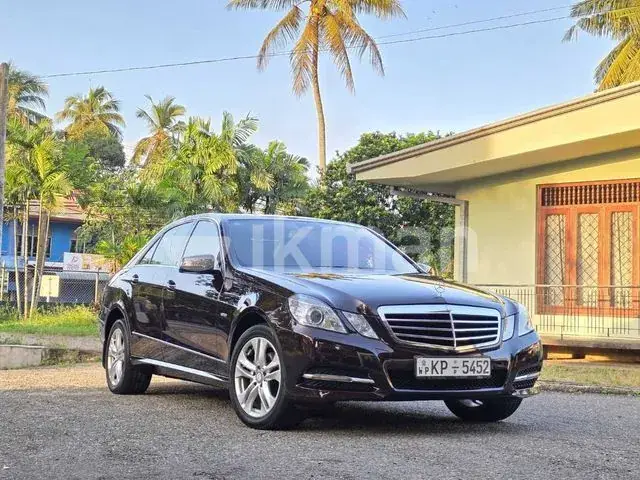 Mercedes-Benz E200 2011 photo 5
