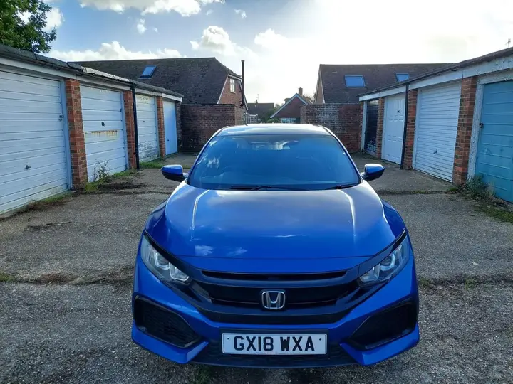 Honda Civic 2018 photo 3