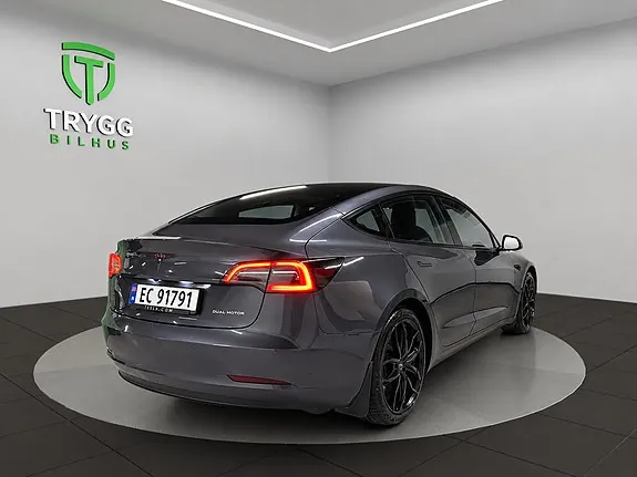 Tesla Model 3 2021 photo 5