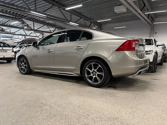 Volvo S60 2016 photo 3