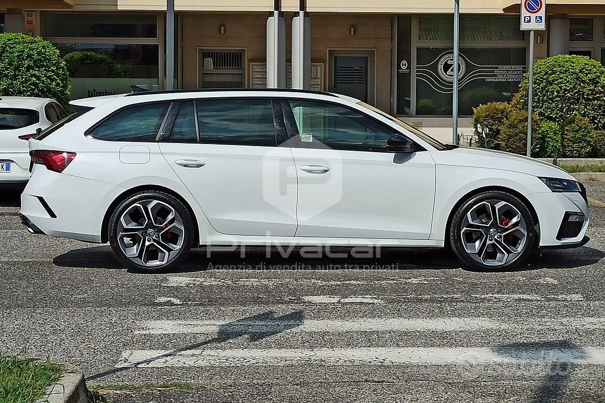 Skoda Octavia 2021 photo 4