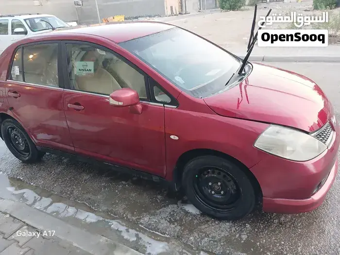 Nissan Tiida 2008 photo 3