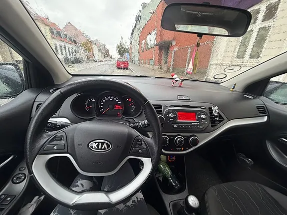 Kia Picanto 2012 photo 5