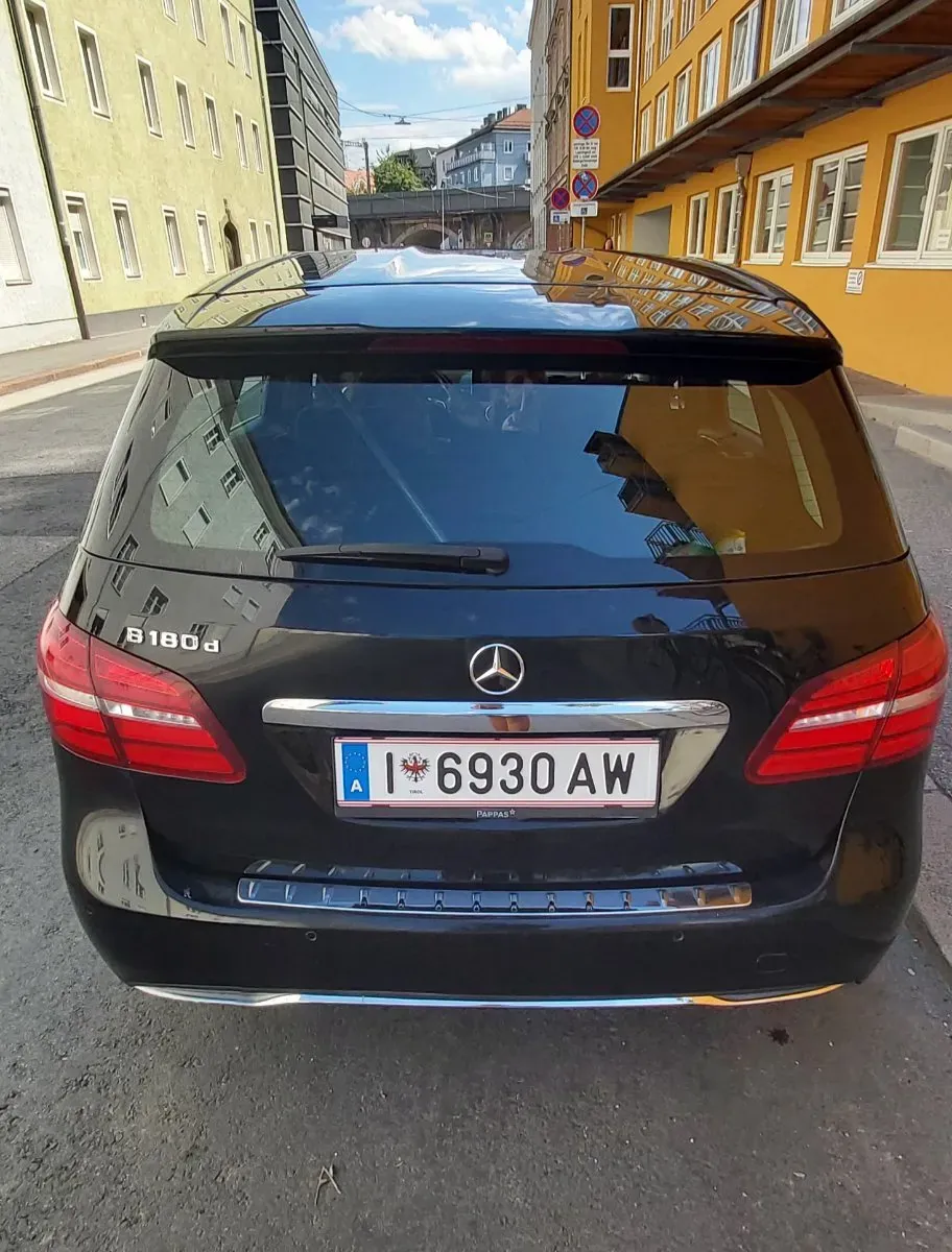 Mercedes-Benz B-Class 2018 photo 3