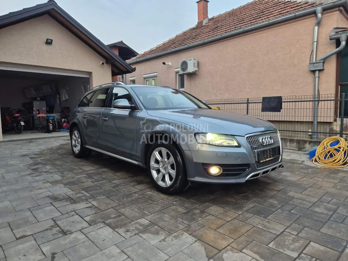 Audi A4 Allroad 2010 photo 4