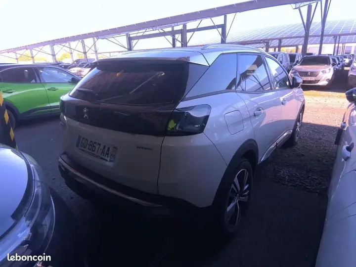 Peugeot 3008 2021 photo 2
