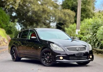 Nissan Skyline 2013 photo 2