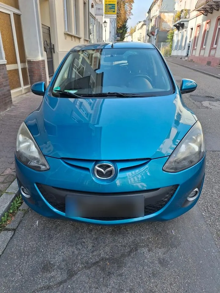 Mazda 2
