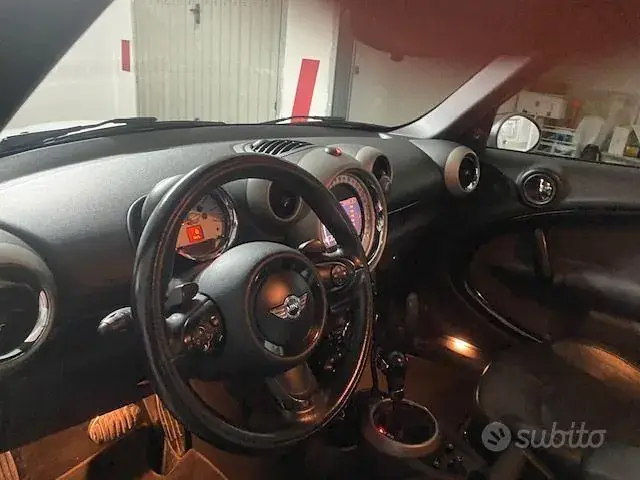 Mini Countryman 2010 photo 4