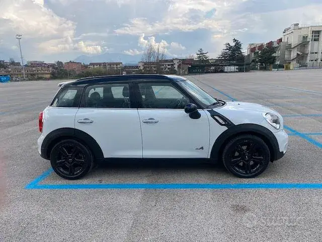 Mini Countryman 2010 photo 2