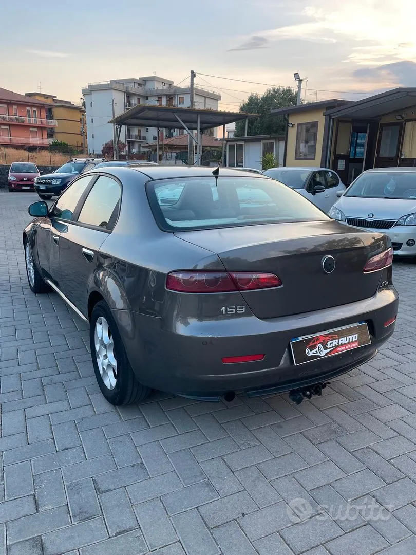 Alfa Romeo 159 2010 photo 4