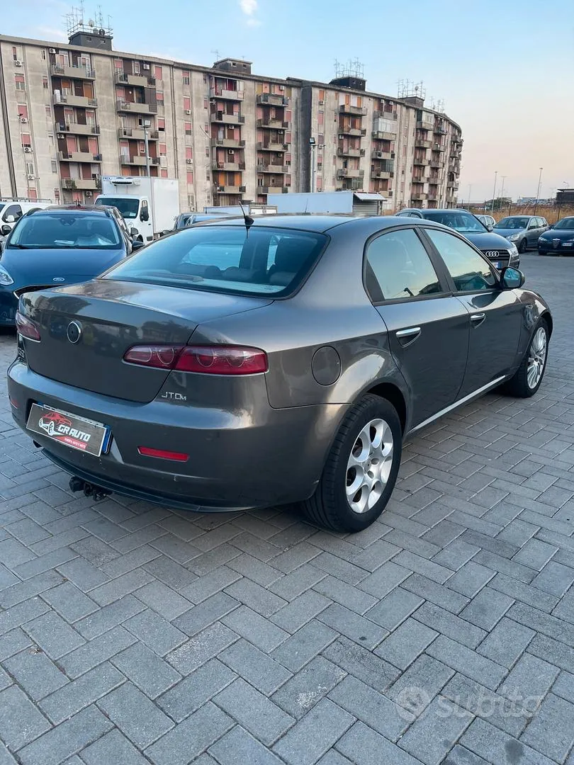 Alfa Romeo 159 2010 photo 3