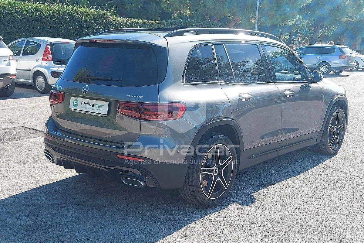 Mercedes-Benz Glb 2024 photo 5
