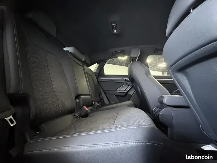 Audi Q3 2023 photo 4