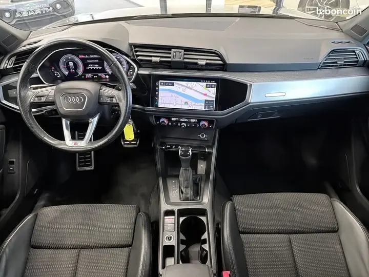 Audi Q3 2023 photo 3